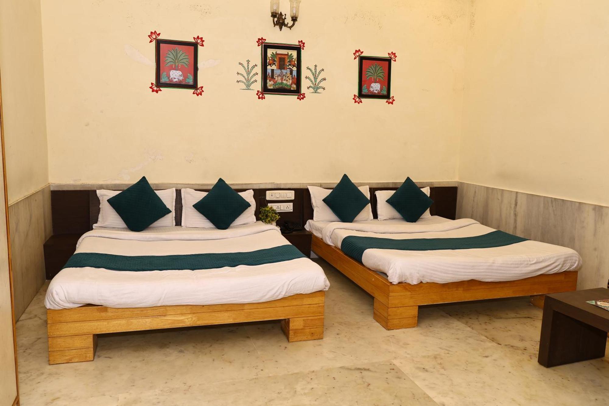 Hotel Suncity By Sharnam Nāthdwāra 外观 照片